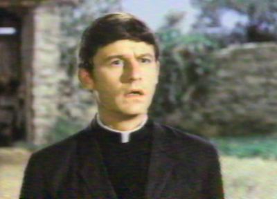 A Tribute to Roddy McDowall - Bedknobs and Broomsticks (broom006.jpg)