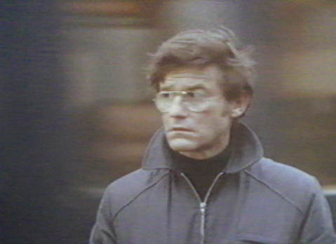 A Tribute to Roddy McDowall - Legend of Hell House (house003.jpg)