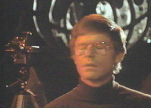 A Tribute to Roddy McDowall - Legend of Hell House (house047.jpg)