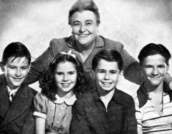 A Tribute to Roddy McDowall - On the Sunny Side (sunny16.jpg)