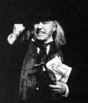 A Tribute to Roddy McDowall - A Christmas Carol (scrooge4.jpg)