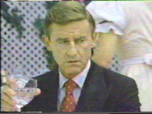 A Tribute to Roddy McDowall - Hotel (lunch10.jpg)