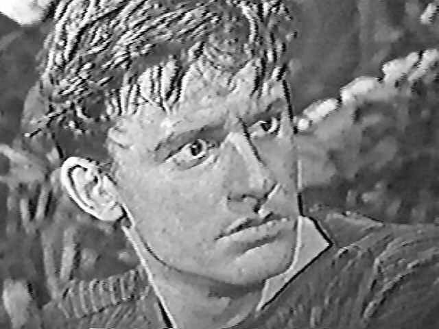 A Tribute to Roddy McDowall - Heart of Darkness (heart01.jpg)