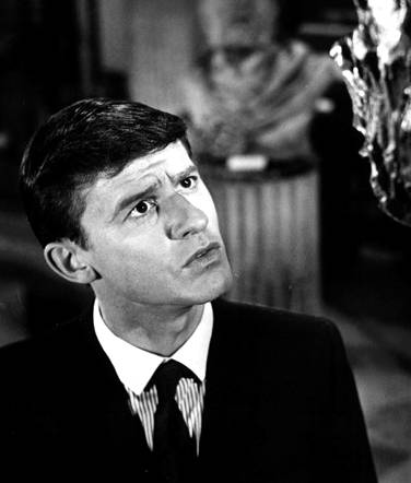 A Tribute to Roddy McDowall - It! (pimm03.jpg)