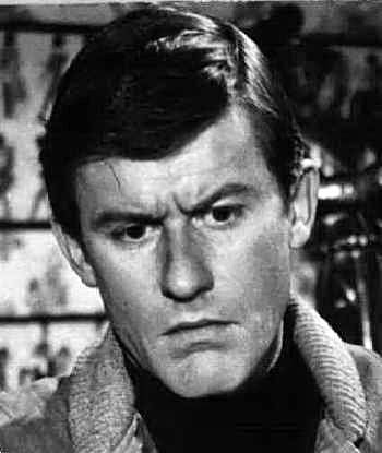 A Tribute to Roddy McDowall - It! (pimm10.jpg)