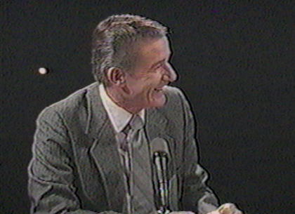 A Tribute to Roddy McDowall - Close Encounters of the Fourth Kind (kind021.jpg)