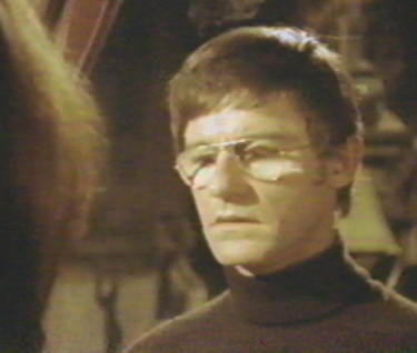 A Tribute to Roddy McDowall - Legend of Hell House (house062.jpg)