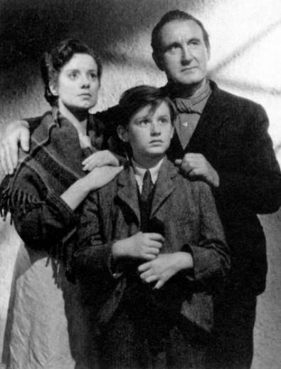 A Tribute to Roddy McDowall - How Green Was My Valley (huw01.jpg)