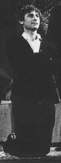 A Tribute to Roddy McDowall - The Astrakhan Coat (coat5.jpg)