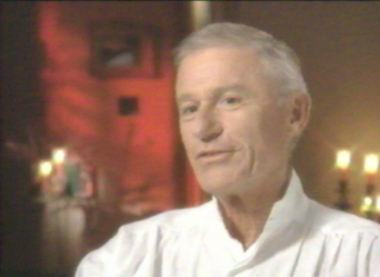 A Tribute to Roddy McDowall - A&E Vincent Price (price003.jpg)