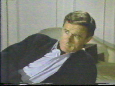 A Tribute to Roddy McDowall - Hotel (relax07.jpg)